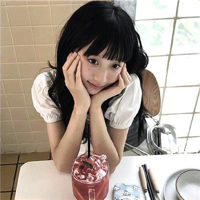 敦君与女朋友